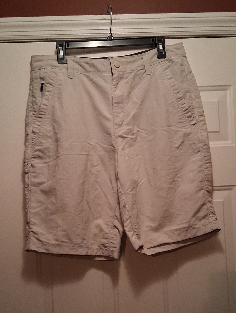 Men's Tan Nordic Track Cargo Shorts